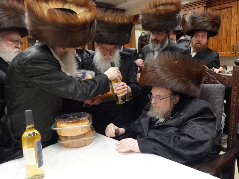 אנשיל בעק וא.מ.ש