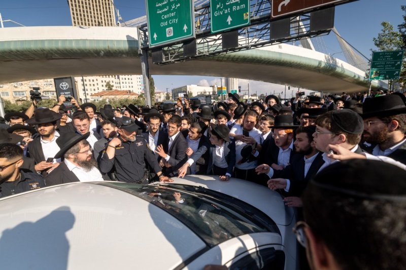 חיים גולדברג, פלאש 90