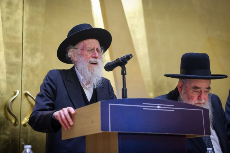 דניאל נפוסי ומאיר זלזניק