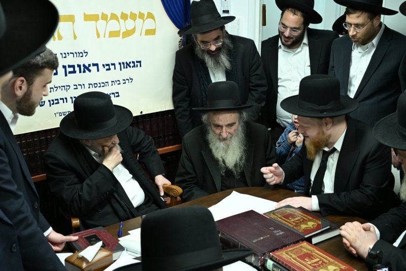 באדיבות המצלם