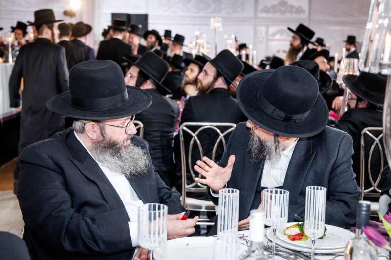 אברומי בלום