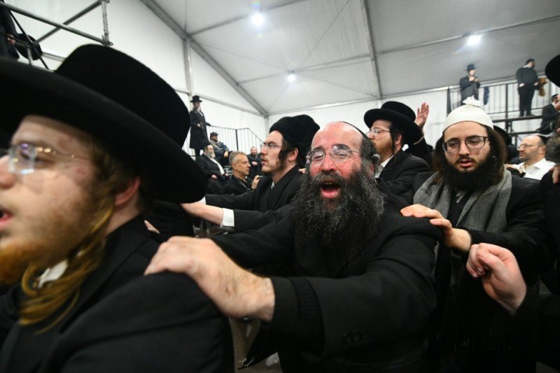 ארי קופרשטוק