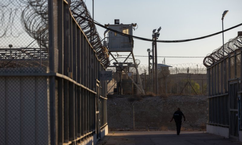 12 סוהרים יואשמו שהכו מחבל למוות, החשד: נקמה על נפילת חיילים