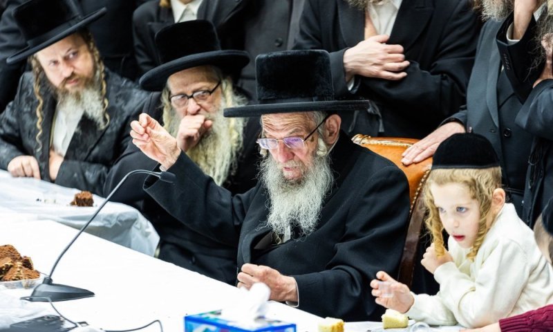 הרבי השאיר לאמריקאים מכתב על סכנות הטכנולוגיה וה-AI: "כמו נחש ארסי"