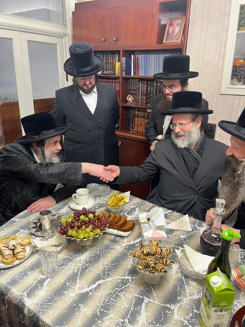 באדיבות המצלם