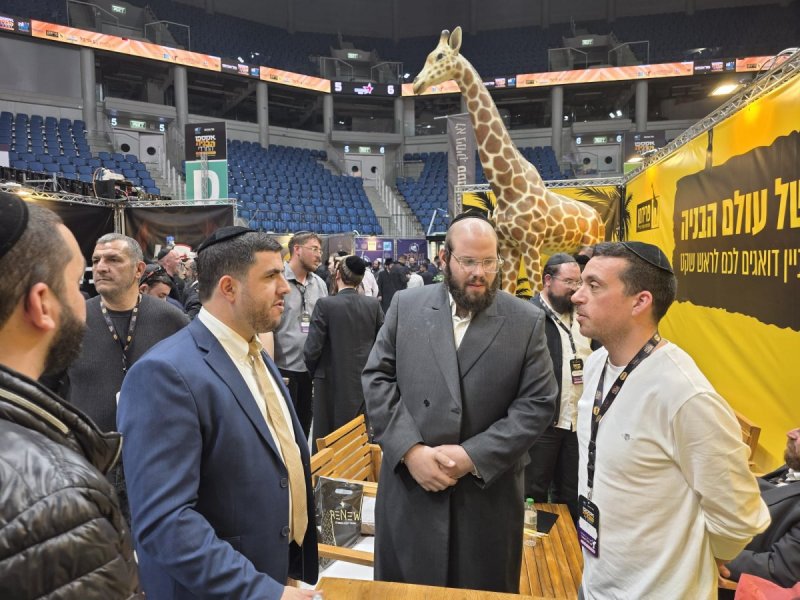 באדיבות המצלם