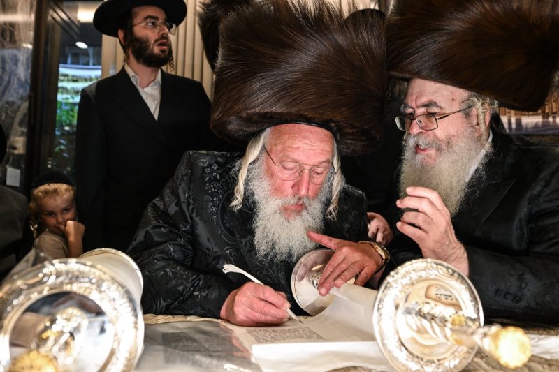 משה גולדשטיין, דוד ארזני ומאיר לביא