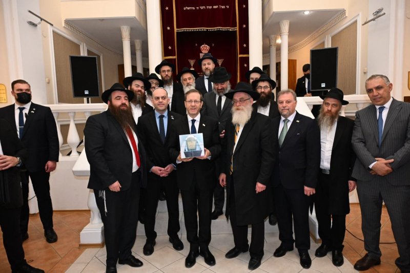 חיים צח/לע״מ