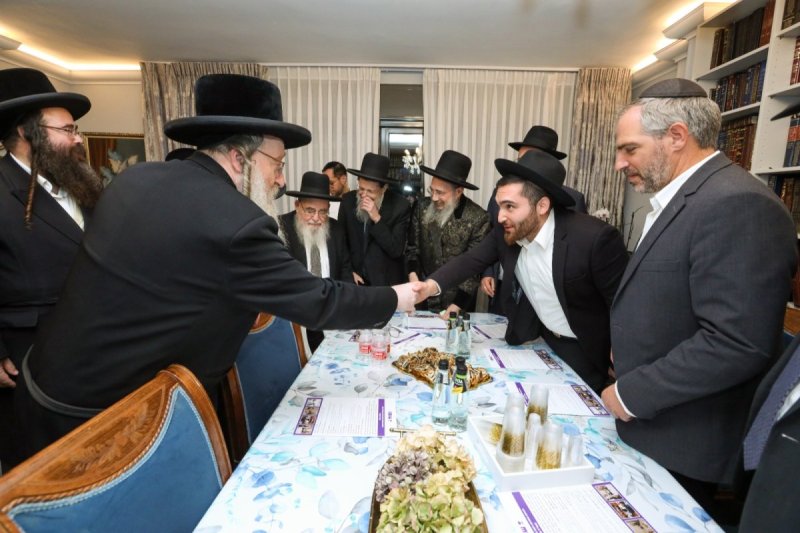 ליפא מוזר ושמוליק קורלנסקי