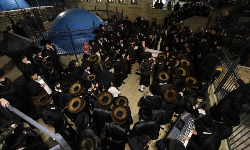 דיווח: חיזבאללה מתכנן לירות למירון, יתכן שגם ההדלקות הבודדות יבוטלו