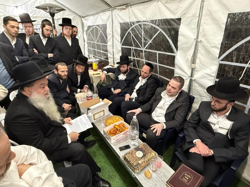 באדיבות המצלם