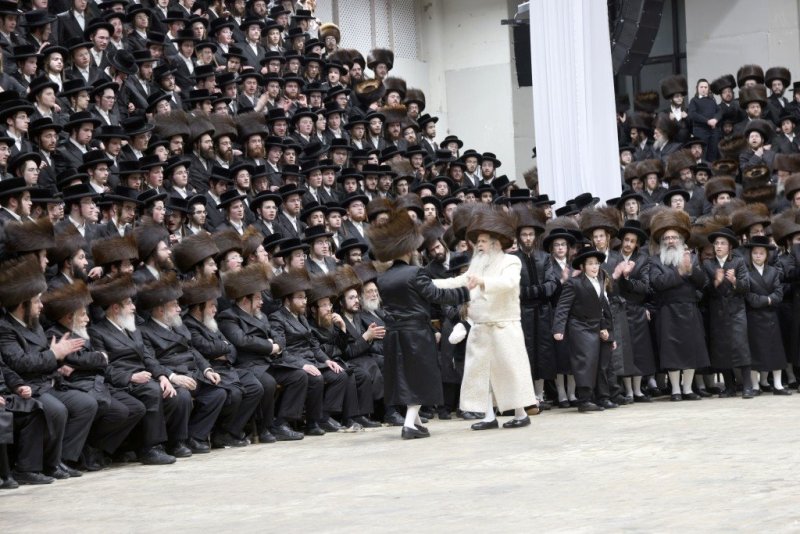 באדיבות המצלם