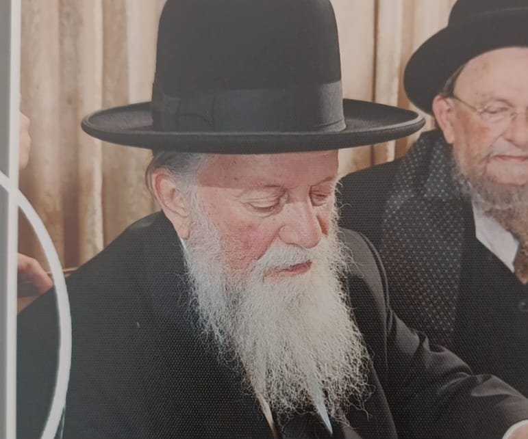 באדיבות המצלם