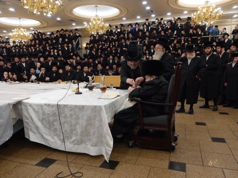 אנשיל בעק וא.מ.ש