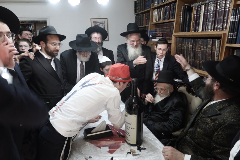 באדיבות המצלם