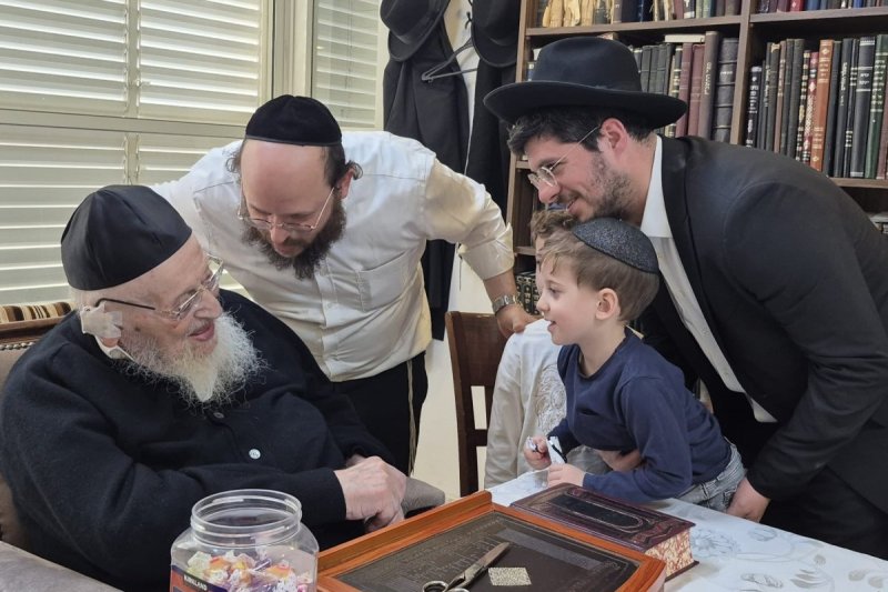 באדיבות המצלם