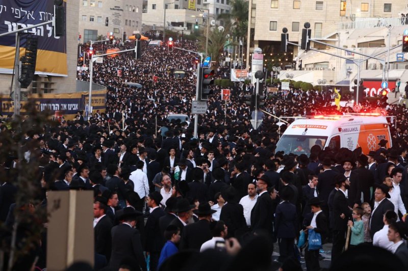 דניאל נפוסי ודוד מנדלסון