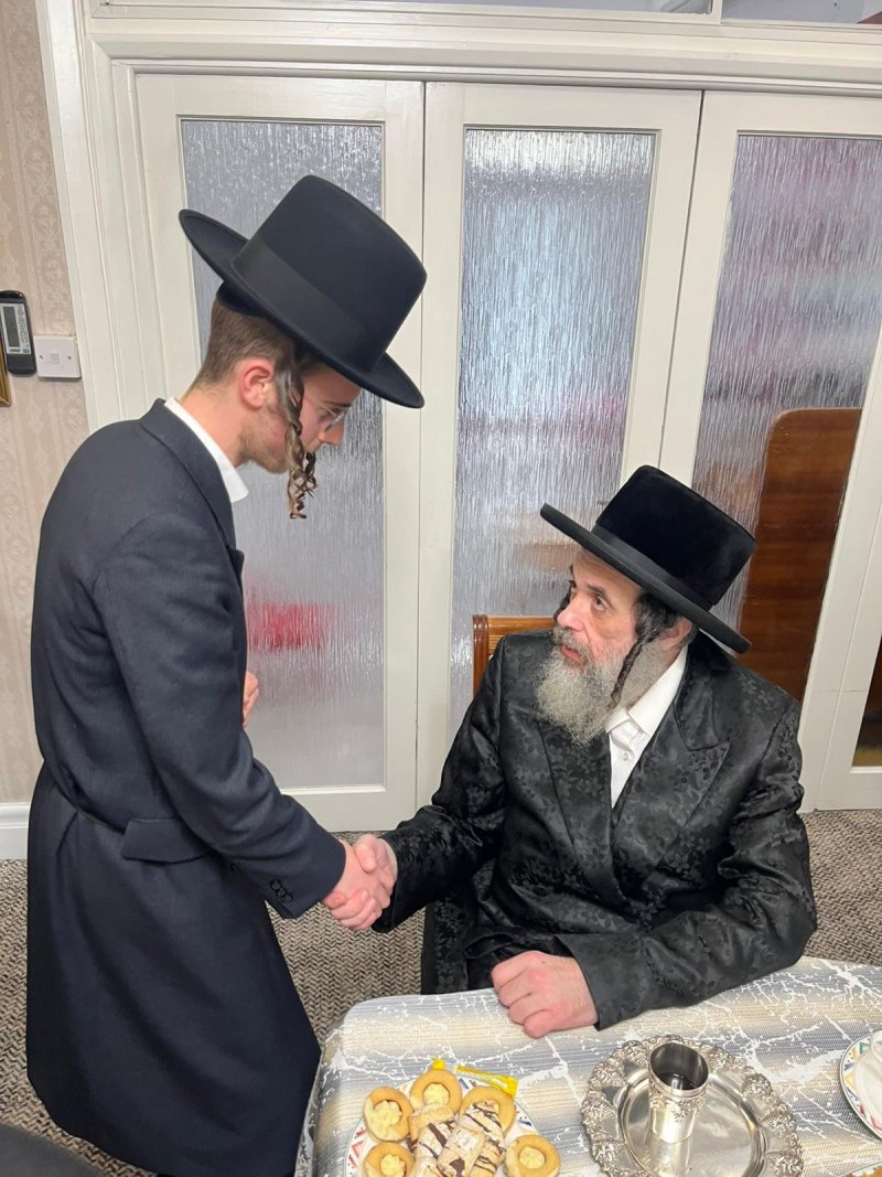 באדיבות המצלם