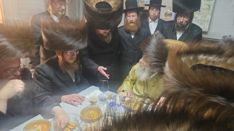 באדיבות המצלם