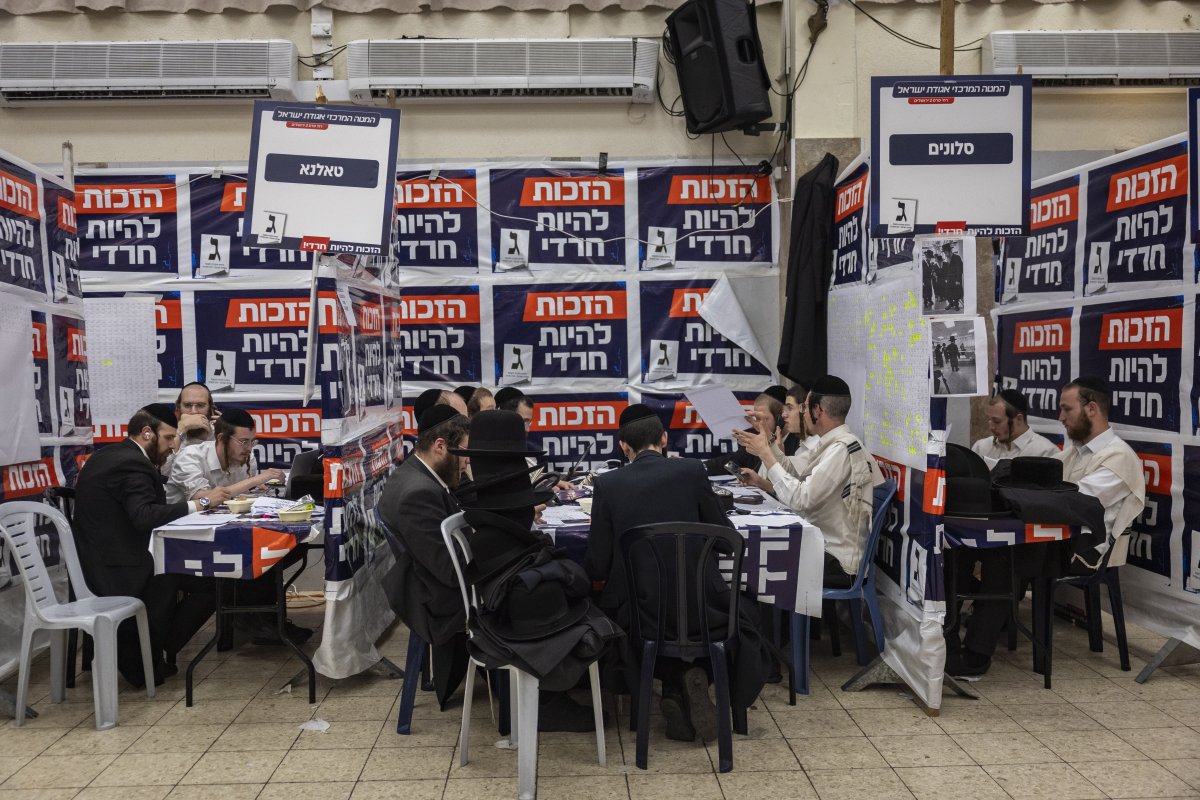צלמי פלאש 90