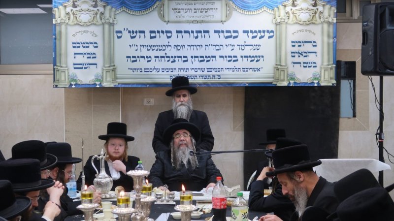 באדיבות המצלם