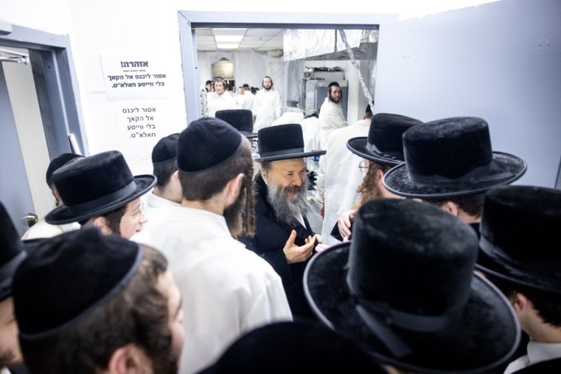 אברומי בלום, אחים לאנטשעווסקי, אייזיק י.