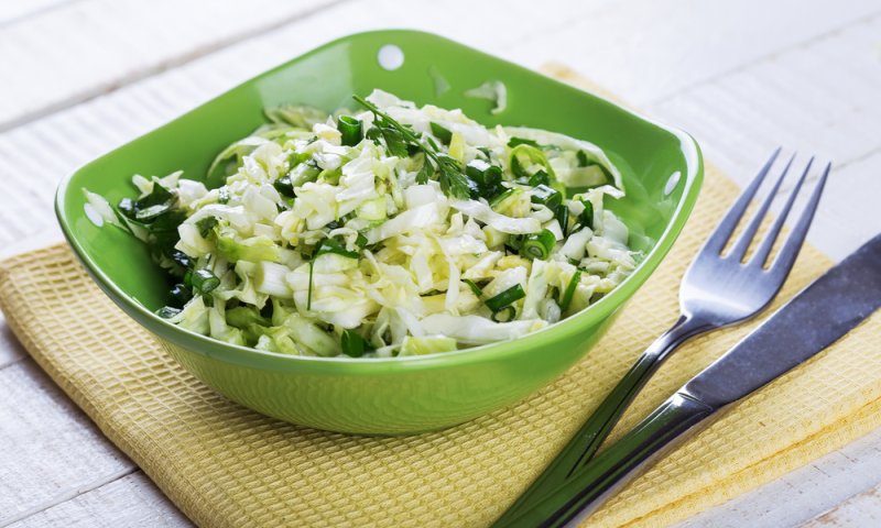 הכי מרענן על שולחן השבת: סלט ירוק מגורד ומפתיע בכל ביס