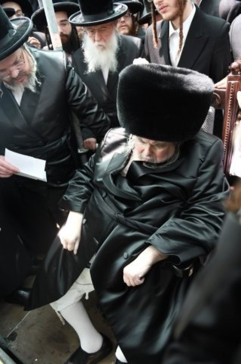 אנשיל בעק וא.מ.ש