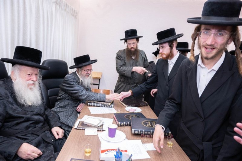 שלום קרויס