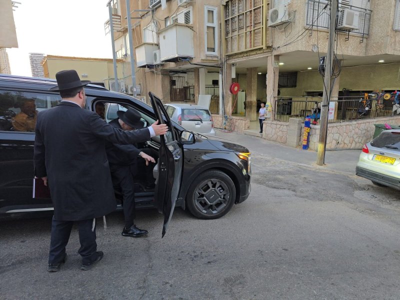 באדיבות המצלם