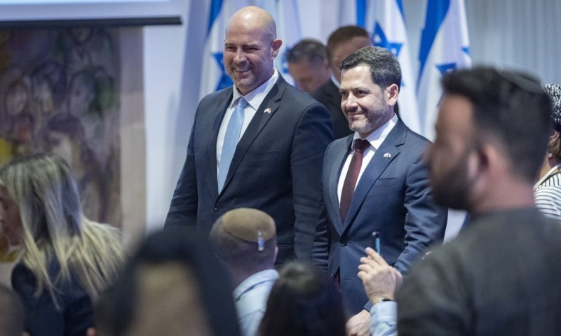 בפרגוואי מתנערים מהגעת יו"ר הפרלמנט למשפט נתניהו: "על דעת עצמו"