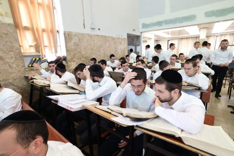 באדיבות המצלם