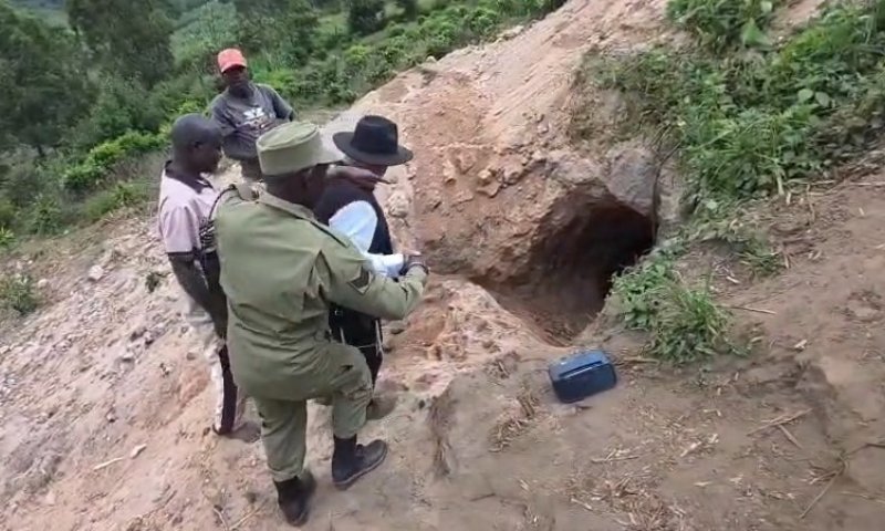 לאחר מאמצים להשגת אישורים: כרמלי במכרות הזהב באוגנדה | מרתק