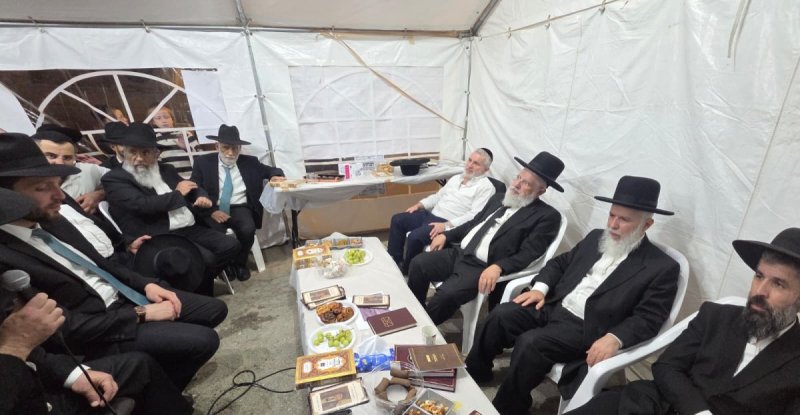 באדיבות המצלם