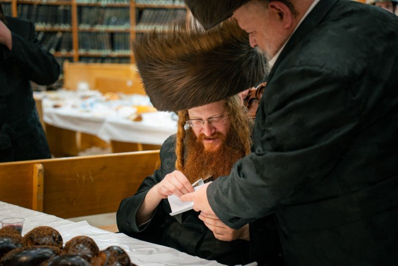 באדיבות המצלם