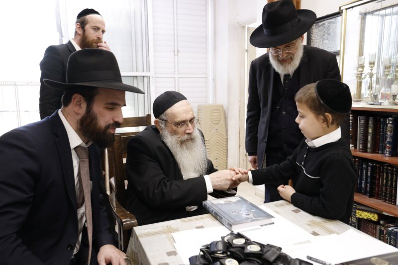 שמוליק קורלנסקי