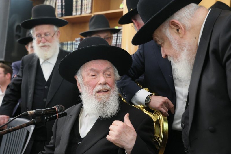 אברהם אבידן