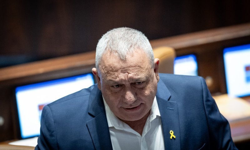 הנציג החרדי והמגעים החשאיים: איזנקוט חושף את המהלך המפתיע