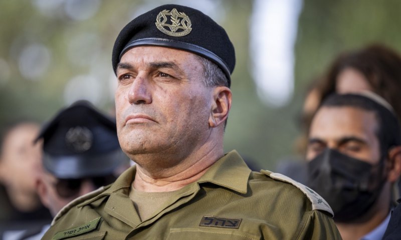 לאחר איום תקדימי: הרמטכ"ל התקפל ויופיע בפני ועדת חו"ב