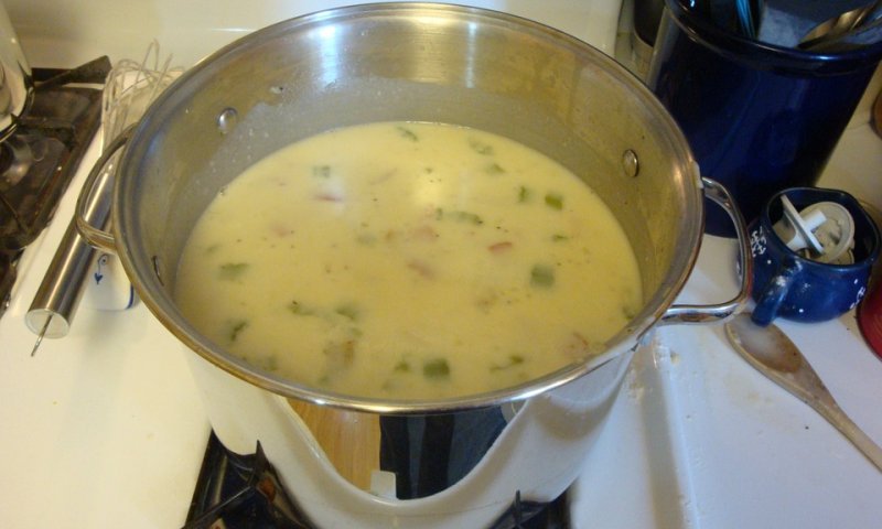 נס בביתר: הילד שנפל לסיר ענק בבית הכנסת שוחרר מהדסה