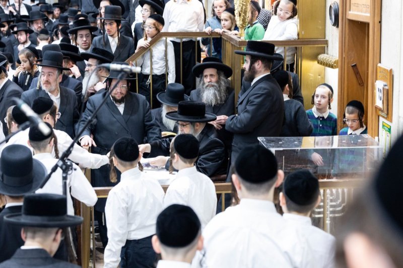 אושי וינגרטן ואייזיק י.