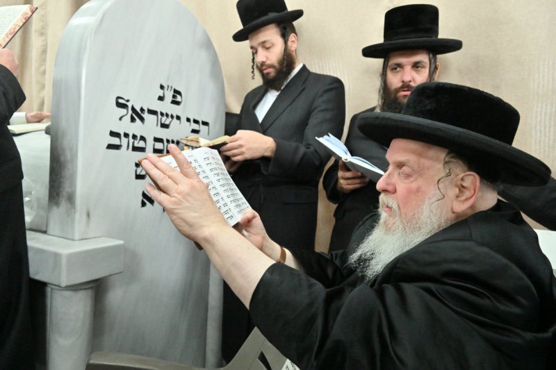 באדיבות המצלם
