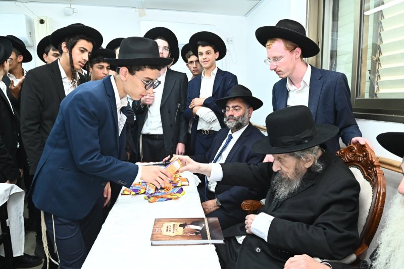 שוקי לרר