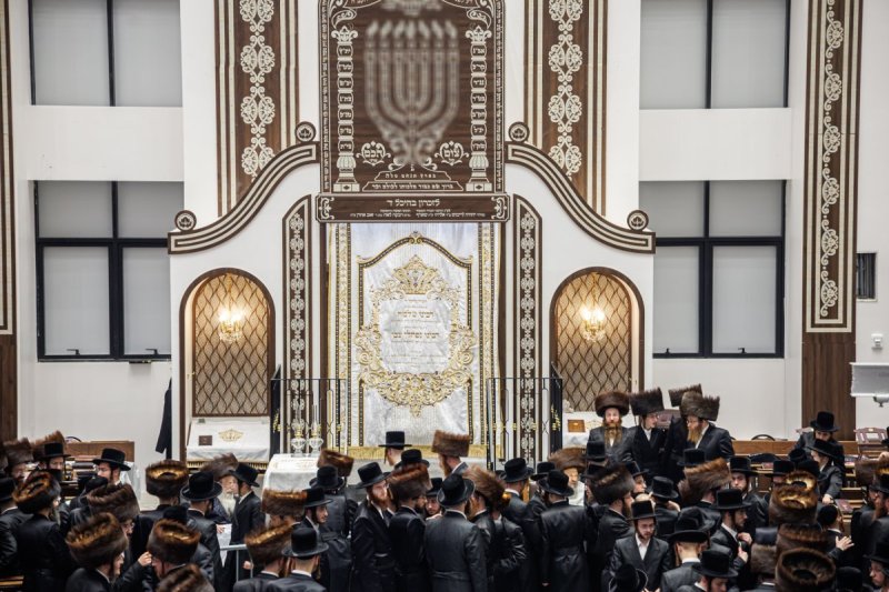 האחים לאנטשעווסקי ואושי וויינגארטן