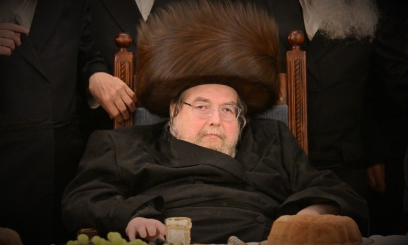 "מי שיגיע לשבת - מוסיף לבריאות שלי": הכרעתו הדרמטית של האדמו"ר מבעלזא