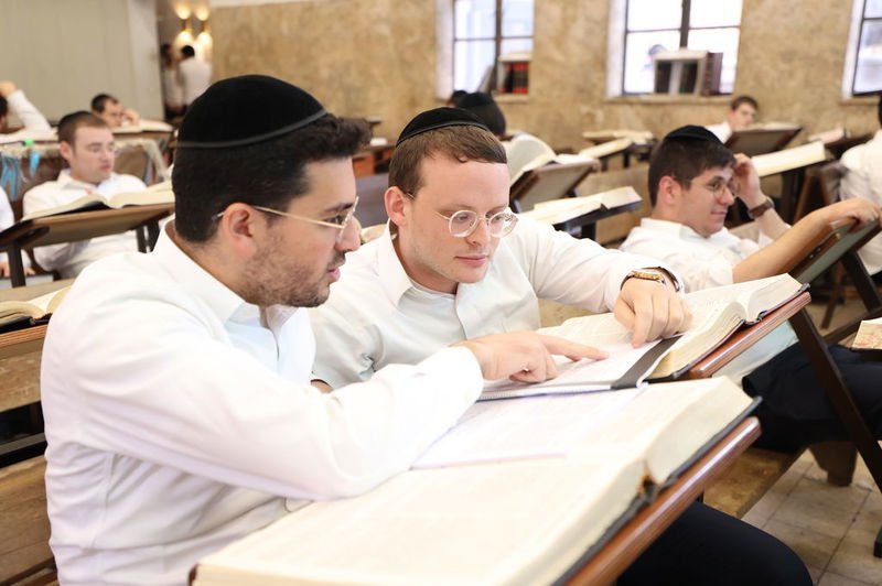 באדיבות המצלם