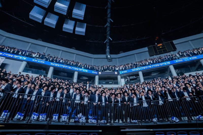 דניאל נפוסי, אריאל רבינסקי ומנדי טוויטו