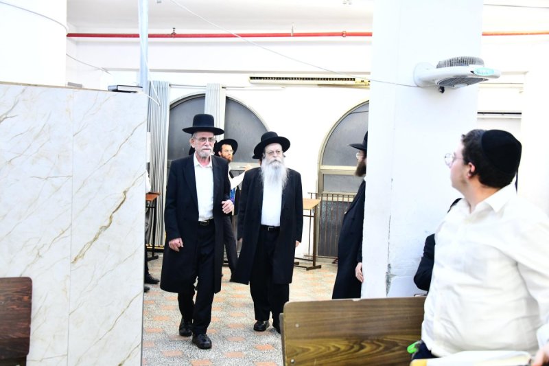 שוקי לרר