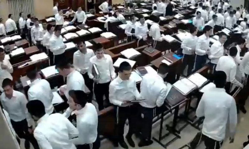 במרחב המוגן: כך תפסה האזעקה את תלמידי 'נחל'ס' באמצע סדר ג'