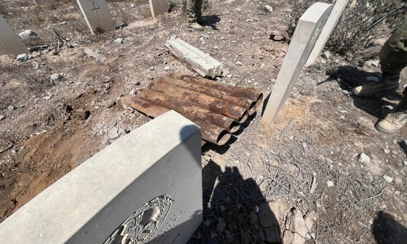 דחפורי צה"ל הרסו חלק מבית הקברות הבריטי בעזה; הצבא: "חשפנו תשתית טרור תת-קרקעית"